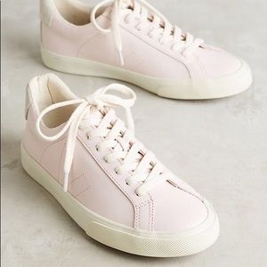 Veja Esplar Sneaker in Blush / Pink
